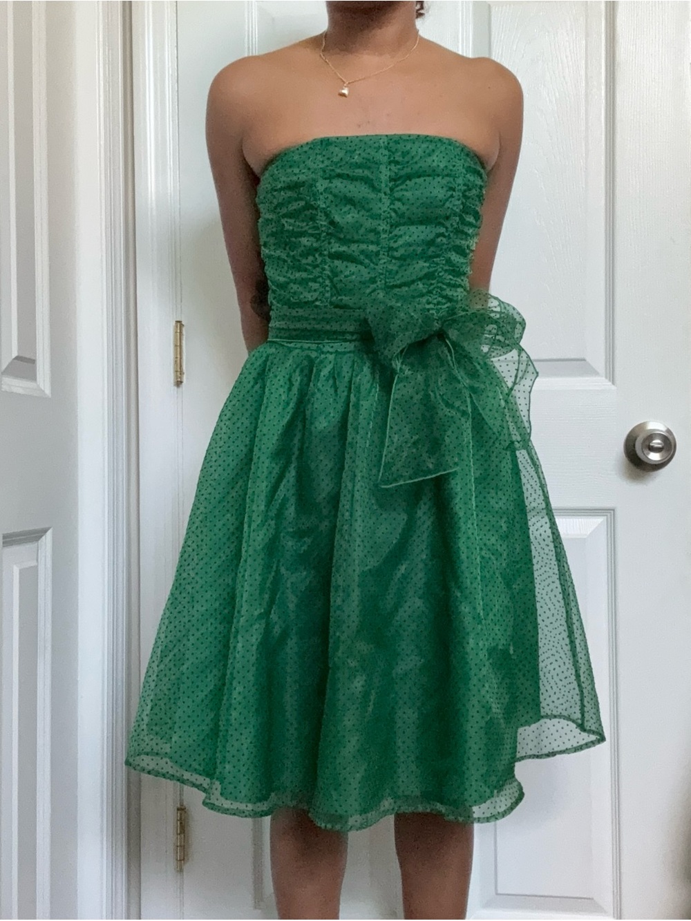 H&M Emerald Green Strapless Tulle Cocktail Dress